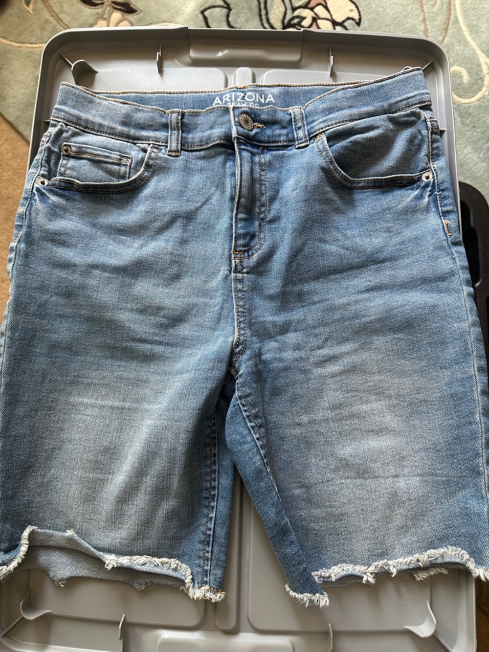 Girls Arizona Jean Company Light Blue Distressed Denim Shorts size 16